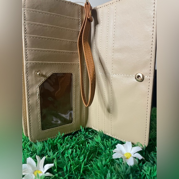 Wallet - Picture 2 of 4